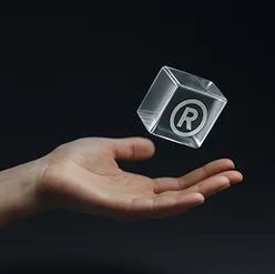 Hand R 1